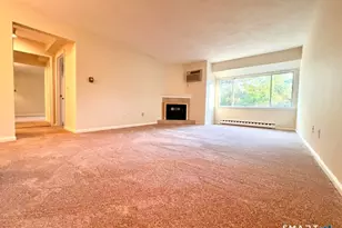 55 Mill Plain Rd, Danbury, CT 06811 - Photo 7