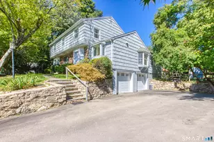 34 Regency Dr, Norwalk, CT 06851 - Photo 1