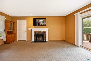 2 Saxon Woods Ct, Cheshire, CT 06410 - Photo 13