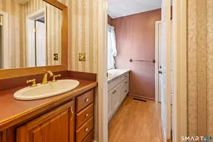 2 Saxon Woods Ct, Cheshire, CT 06410 - Photo 19