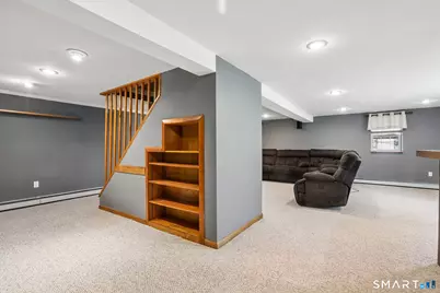 23 Dana Road, Danbury, CT 06811 - Photo 15