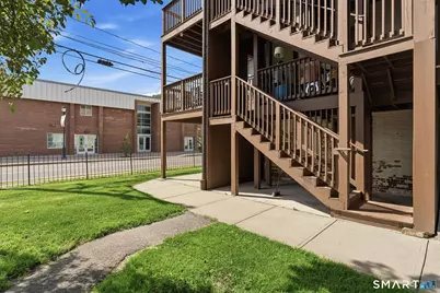 64 Van Block Avenue #9D, Hartford, CT 06106 - Photo 7