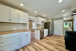 9 Daniel St, Norwich, CT 06360 - Photo 11