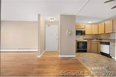 106 Oakwood Avenue #A1, West Hartford, CT 06119 - Photo 3