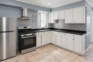 129 Wall St, Torrington, CT 06790 - Photo 3