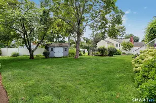 8 Byselle Rd, Norwalk, CT 06851 - Photo 5