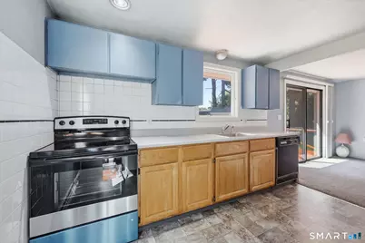 33 Spring Garden Road, Enfield, CT 06082 - Photo 11