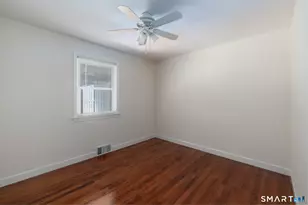 481 Bunker Hill Ave, Waterbury, CT 06708 - Photo 5