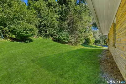 10 Jeanette Road, Danbury, CT 06811 - Photo 25