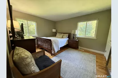 8 Signal Hill Road, Brookfield, CT 06804 - Photo 13