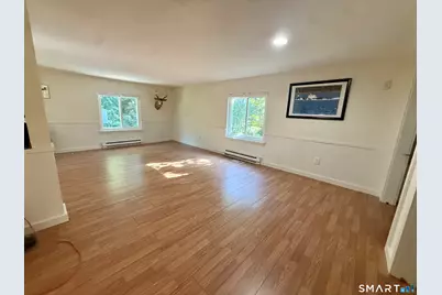 8 Signal Hill Road, Brookfield, CT 06804 - Photo 9