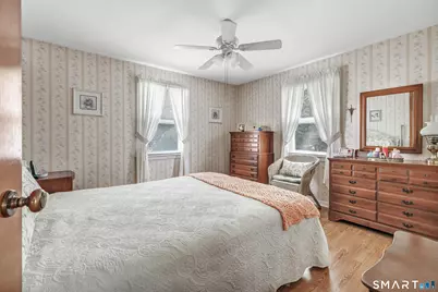 18 Peck Street, Milford, CT 06460 - Photo 31