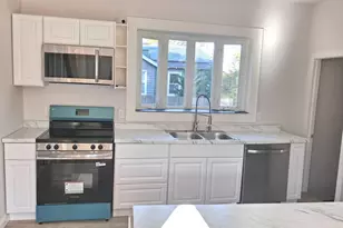 338 Naugatuck Ave, Milford, CT 06460 - Photo 7