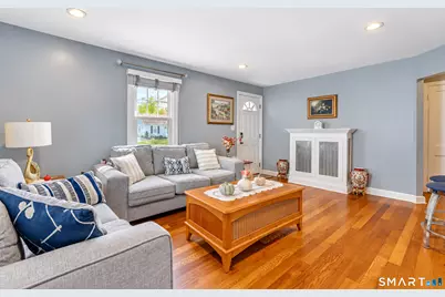 296 Ruth Street, Bridgeport, CT 06606 - Photo 5