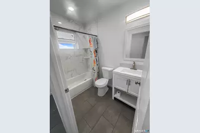 1042 Iranistan Avenue #3, Bridgeport, CT 06604 - Photo 23