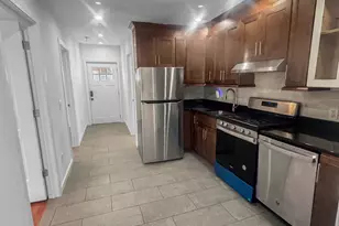 1042 Iranistan Ave, Bridgeport, CT 06604 - Photo 7