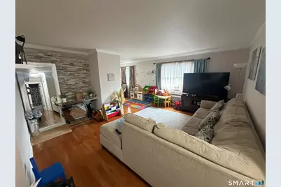 51-61 Wildman Street #A212, Danbury, CT 06810 - Photo 3