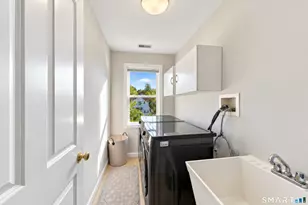 54 St Charles Ave, Stamford, CT 06907 - Photo 19