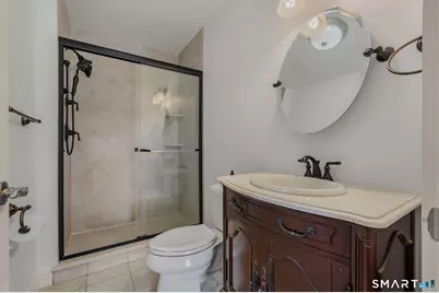 461 Bank Street #403, New London, CT 06320 - Photo 17