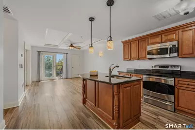 461 Bank Street #403, New London, CT 06320 - Photo 3