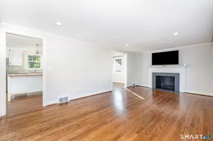 170 Brunswick Ave, West Hartford, CT 06107 - Photo 7