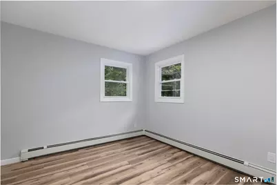 23 Dan Parker Drive, Waterbury, CT 06704 - Photo 9