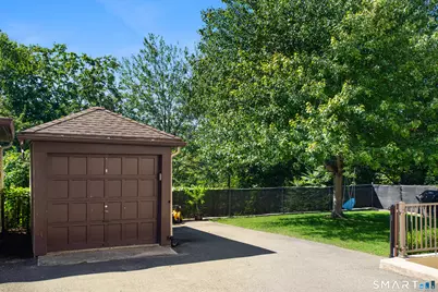 64 Garfield Avenue, Danbury, CT 06810 - Photo 27