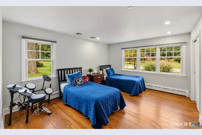 211 Old Farm Road, Fairfield, CT 06825 - Photo 19