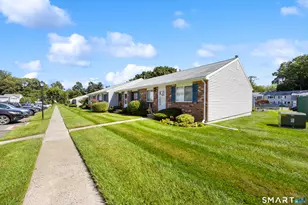 22 Heritage Woods, Wallingford, CT 06492 - Photo 3