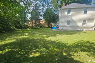 414-416 Pearl Harbor St, Bridgeport, CT 06610 - Photo 3