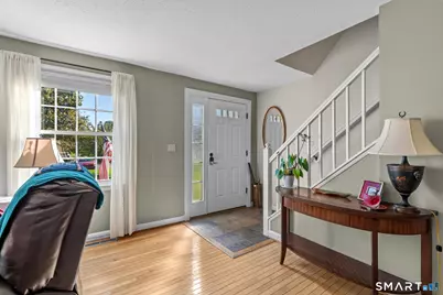 16 Esquire Drive #E, Manchester, CT 06042 - Photo 3