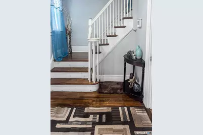 660 West Jackson Avenue, Bridgeport, CT 06604 - Photo 15