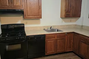 527 B Gilead St, Hebron, CT 06248 - Photo 3