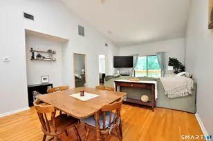 30 Simsbury Landing, Simsbury, CT 06070 - Photo 13