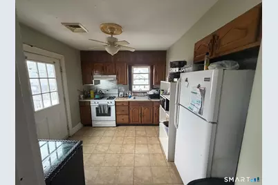 15 Chappelle Street, Danbury, CT 06810 - Photo 3