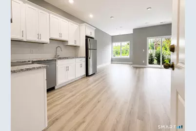 301 Bridgeport Avenue #204, Shelton, CT 06484 - Photo 5