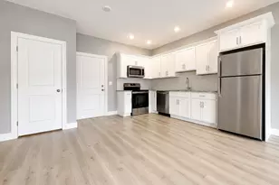 301 Bridgeport Ave, Shelton, CT 06484 - Photo 7