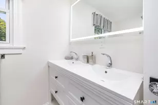 18 Eastview St, West Hartford, CT 06107 - Photo 31