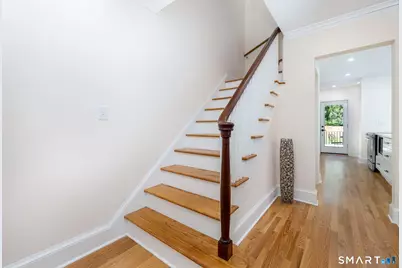 18 Eastview Street, West Hartford, CT 06107 - Photo 3