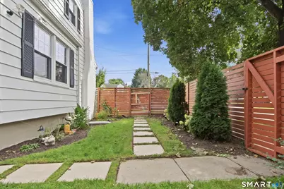 68 Beverly Road, New Haven, CT 06515 - Photo 19