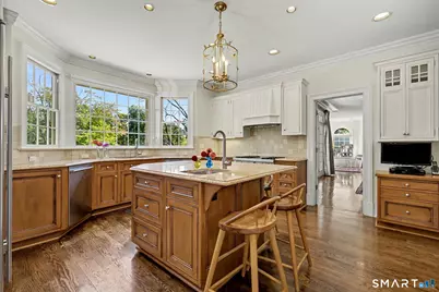 51 Briscoe Road, New Canaan, CT 06840 - Photo 15