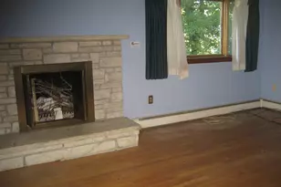21 Terrace Dr, Montville, CT 06370 - Photo 9