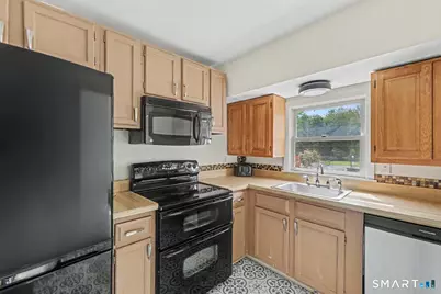 54 Rope Ferry Road #B39, Waterford, CT 06385 - Photo 7