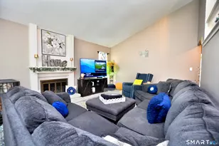 16 Applewood Ln, Avon, CT 06001 - Photo 9