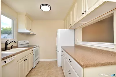 16 Seymour Road #8G, East Granby, CT 06026 - Photo 3
