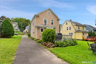 86 Roydon Rd, New Haven, CT 06511 - Photo 31