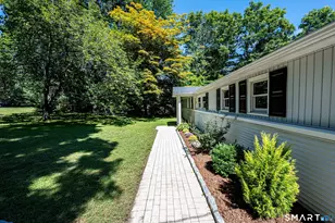 9 Old Hickory Ln, Branford, CT 06405 - Photo 5