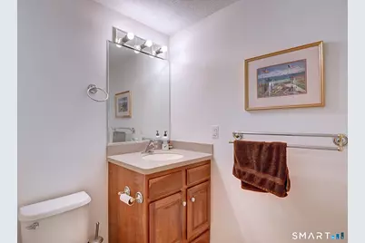 184 Rolling Green, Middletown, CT 06457 - Photo 33