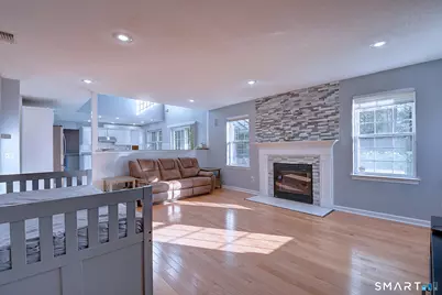 184 Rolling Green, Middletown, CT 06457 - Photo 17