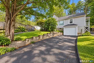 10 Old Waterbury Rd, Middlebury, CT 06762 - Photo 5